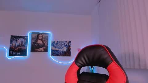 allison_starmodel online show from November 30, 2025, 5:00 am