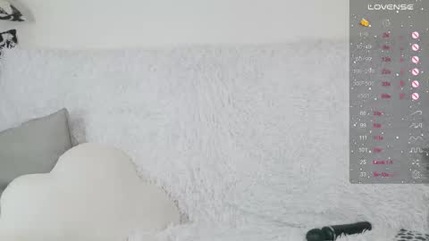 allisonmoonlight online show from March 10, 2025, 2:26 pm