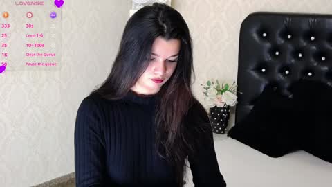 Snapshot of allisonn223 chatting on January 27, 2025, 9:00 pm Deea online show from January 27, 2025, 9:00 pm