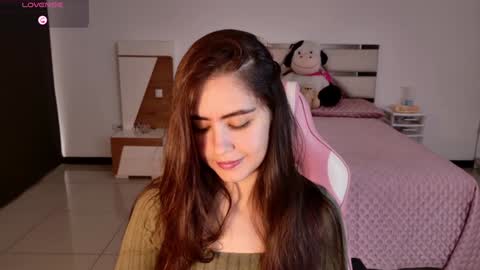 Snapshot of allisonpalmer chatting on October 15, 2025, 1:00 pm Allison Palmer online show from October 15, 2025, 1:00 pm