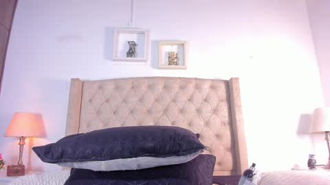 allisson online show from October 7, 2025, 12:02 pm