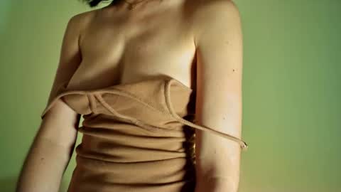 Alli online show from September 10, 2025, 4:56 am