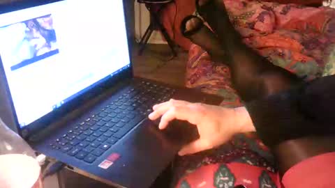 alliste260584 online show from March 4, 2025, 9:32 pm