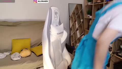 Alina online show from March 7, 2025, 4:00 pm