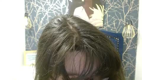 Snapshot of alllyson_ chatting on June 1, 2026, 8:10 pm alison online show from June 1, 2026, 8:10 pm