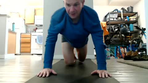 Snapshot of allnaked4 chatting on February 23, 2025, 5:01 am allnaked4 online show from February 23, 2025, 5:01 am