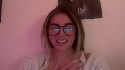 allottaeliza online show from January 17, 2026, 7:02 am