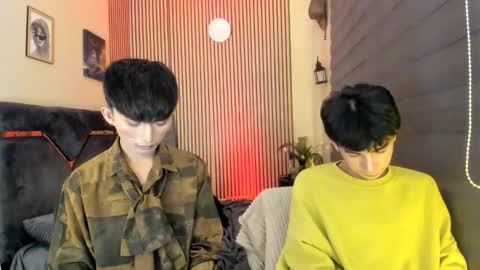 Snapshot of alluring_alpha chatting on October 4, 2025, 4:32 am kim and josh online show from October 4, 2025, 4:32 am