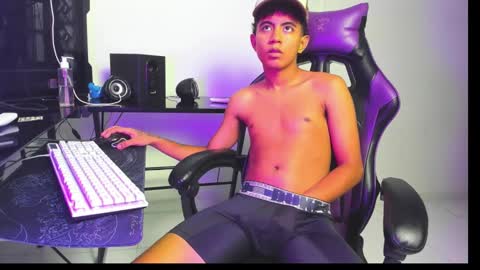 alluringangel0 online show from November 9, 2025, 6:01 am