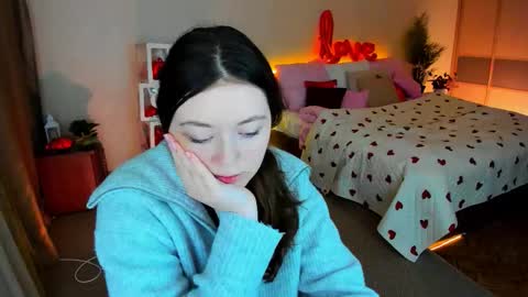 alluringeyess online show from February 15, 2026, 4:09 am