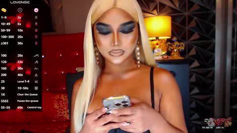 Snapshot of alluringnatalya chatting on December 10, 2024, 6:44 am Natalya Fox online show from December 10, 2024, 6:44 am