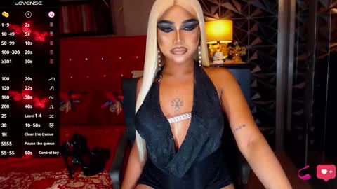 Snapshot of alluringnatalya chatting on December 18, 2024, 7:36 am Natalya Fox online show from December 18, 2024, 7:36 am