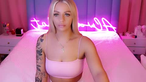 AlwaysHot online show from December 16, 2024, 2:36 am