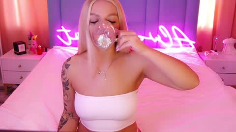 AlwaysHot online show from February 2, 2025, 6:26 am