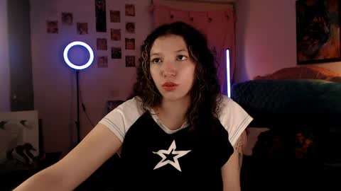 Snapshot of ally_donfort chatting on April 3, 2026, 1:14 am Ally online show from April 3, 2026, 1:14 am