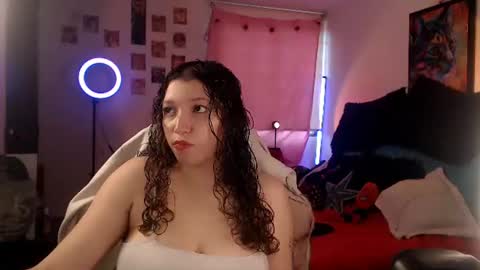Snapshot of ally_donfort chatting on July 13, 2026, 10:12 pm Ally online show from July 13, 2026, 10:12 pm