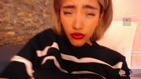 Snapshot of ally_summer chatting on February 26, 2025, 12:38 am ally_summer online show from February 26, 2025, 12:38 am