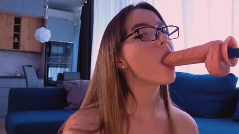 Snapshot of allyaska chatting on June 23, 2026, 8:12 am Hello dear guys my name is Alaska lets get to know each other better online show from June 23, 2026, 8:12 am