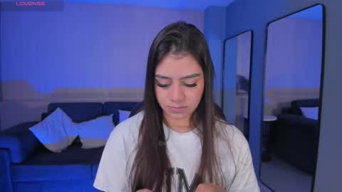 Alisson online show from December 22, 2025, 10:12 am