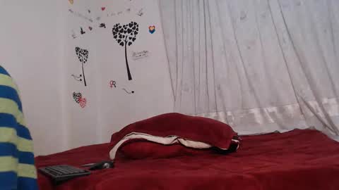 Snapshot of allyka_transsm chatting on September 29, 2025, 1:00 am Allyka online show from September 29, 2025, 1:00 am