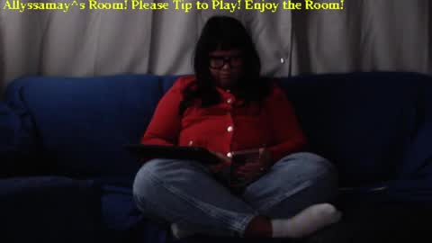 Allyssamay online show from December 15, 2024, 8:08 am