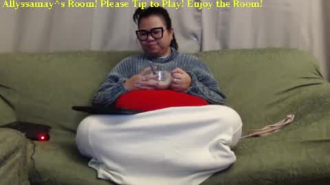 Allyssamay online show from December 30, 2024, 3:14 am