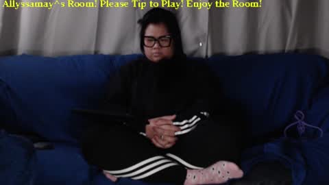 Allyssamay online show from February 17, 2025, 6:42 am