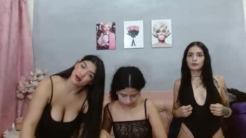 alma_meza online show from February 5, 2026, 5:50 pm