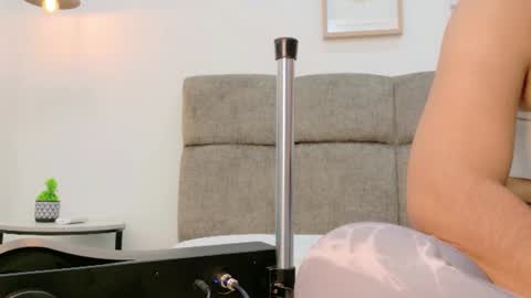 Snapshot of almarose_1 chatting on June 20, 2026, 1:47 pm alma online show from June 20, 2026, 1:47 pm