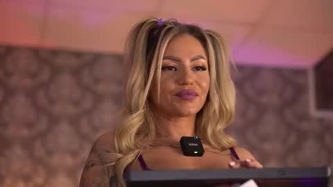 Alma online show from October 3, 2025, 6:49 pm