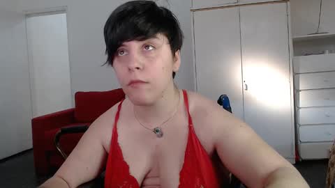 Snapshot of almondonwheels chatting on February 16, 2025, 9:05 pm Almond online show from February 16, 2025, 9:05 pm