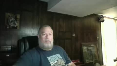 Snapshot of almostdaylight chatting on November 2, 2025, 7:16 pm AlmostDaylight online show from November 2, 2025, 7:16 pm