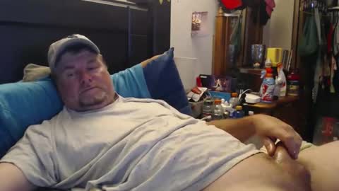 Snapshot of almostheaven chatting on June 7, 2026, 1:26 pm almostheaven online show from June 7, 2026, 1:26 pm