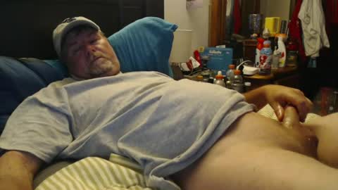 Snapshot of almostheaven chatting on June 22, 2026, 5:04 am almostheaven online show from June 22, 2026, 5:04 am
