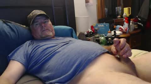 Snapshot of almostheaven chatting on July 13, 2026, 11:57 am almostheaven online show from July 13, 2026, 11:57 am