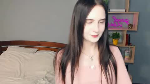 Snapshot of alonareinicke chatting on May 3, 2026, 6:52 am Alona online show from May 3, 2026, 6:52 am