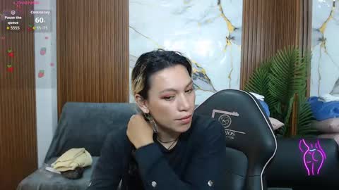 Snapshot of alonddra_tay chatting on May 25, 2026, 11:38 am alonddra_tay online show from May 25, 2026, 11:38 am
