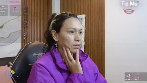 Snapshot of alonddra_tay chatting on June 10, 2026, 12:04 pm alonddra_tay online show from June 10, 2026, 12:04 pm