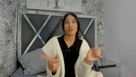 Snapshot of alondrahyh chatting on March 31, 2026, 4:40 pm Alondra online show from March 31, 2026, 4:40 pm