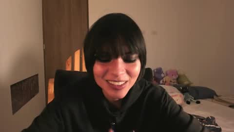 luca or garu D online show from January 22, 2025, 8:49 pm