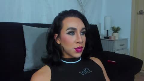 Hazel Bowie online show from February 4, 2025, 4:26 am