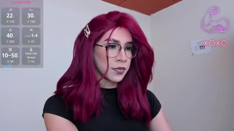 Snapshot of alonehazel chatting on May 27, 2026, 6:16 pm Hazel Bowie online show from May 27, 2026, 6:16 pm