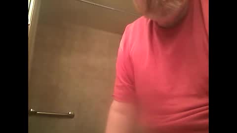 Loooopy online show from February 14, 2025, 2:02 pm