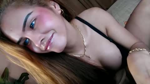 LEXY online show from November 21, 2025, 2:16 pm