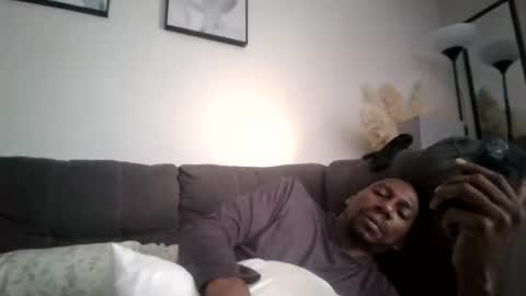 Snapshot of aloysiuz chatting on July 1, 2026, 5:23 pm Aloysius online show from July 1, 2026, 5:23 pm