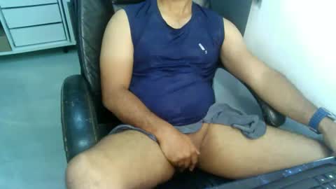 alpha6998 online show from November 9, 2025, 1:15 am