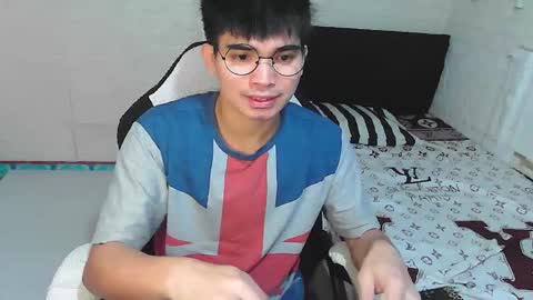 Snapshot of alpha_rider chatting on December 19, 2025, 5:25 am Angelo online show from December 19, 2025, 5:25 am