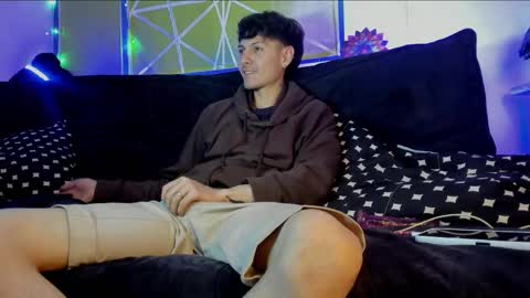 Dioniso online show from February 25, 2026, 8:07 pm