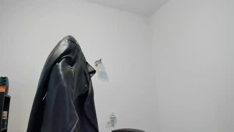 LeatherMaster online show from December 26, 2024, 10:59 am