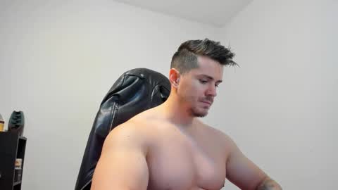 LeatherMaster online show from December 29, 2024, 7:28 am